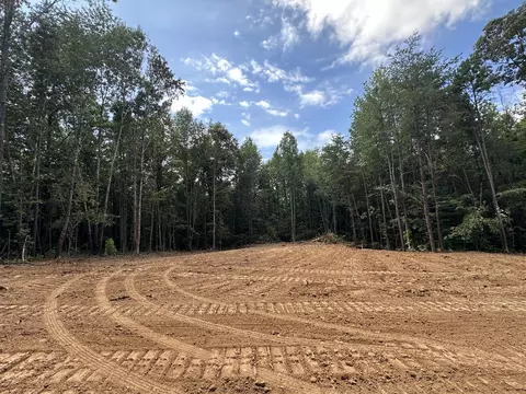 3 County Road 897, Etowah, TN 37331