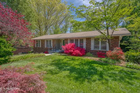 1140 Venice Rd, Knoxville, TN 37923