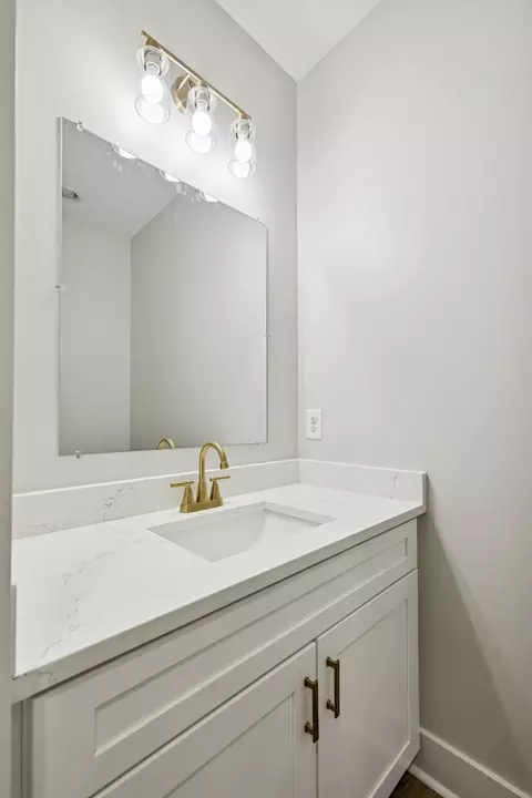 Bath - 3660 Blue Spring Rd, Decherd, TN 37324 photo 3 of 6