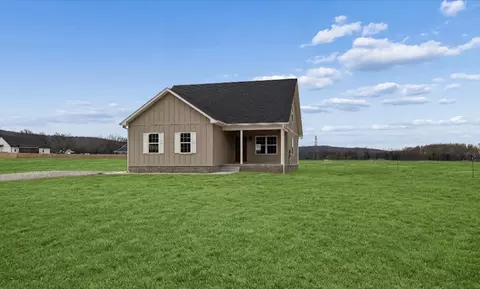 Exterior - 3660 Blue Spring Rd, Decherd, TN 37324 photo 2 of 7