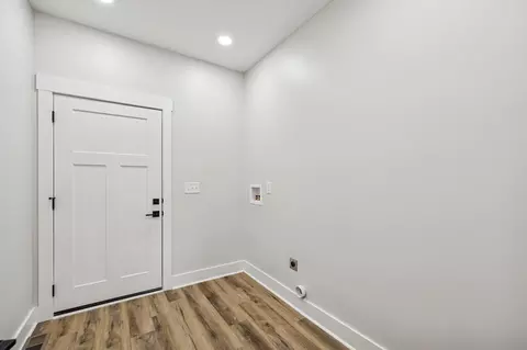 Entry Way - 3660 Blue Spring Rd, Decherd, TN 37324 photo 4 of 5