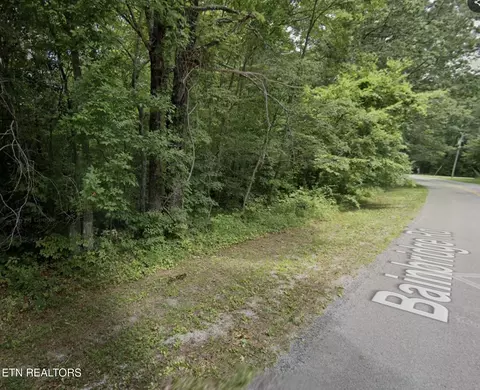 227 Bainbridge Rd, Crossville, TN 38558