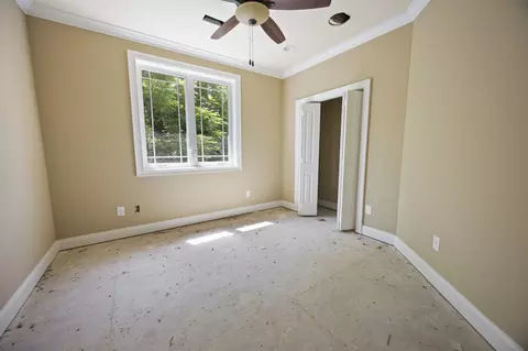 Bedroom - 201 Roarks Ridge Rd, Decherd, TN 37324 photo 6 of 9