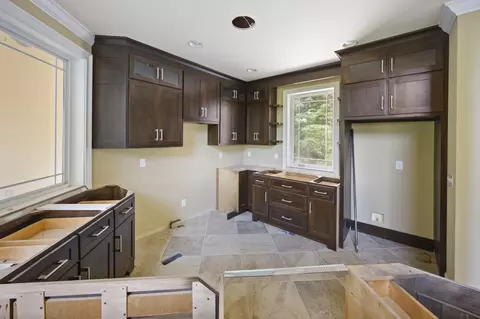 Kitchen - 201 Roarks Ridge Rd, Decherd, TN 37324 photo 2 of 2