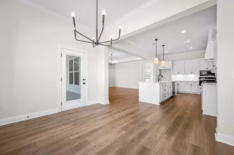 Dining - 524 Gresham Ln, Murfreesboro, TN 37129 photo 2 of 2