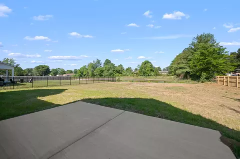 Exterior - 524 Gresham Ln, Murfreesboro, TN 37129 photo 8 of 8