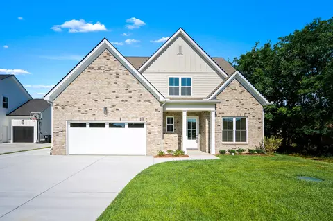 Exterior - 524 Gresham Ln, Murfreesboro, TN 37129 photo 1 of 8