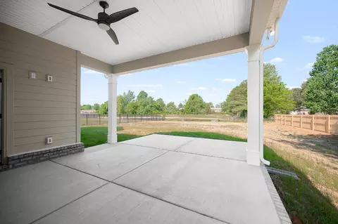 Exterior - 524 Gresham Ln, Murfreesboro, TN 37129 photo 5 of 5