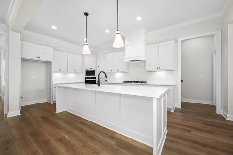 Kitchen - 524 Gresham Ln, Murfreesboro, TN 37129 photo 1 of 2