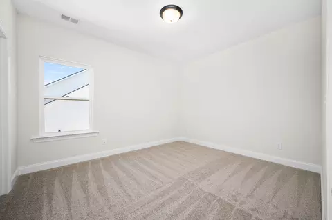 Bedroom - 524 Gresham Ln, Murfreesboro, TN 37129 photo 3 of 6