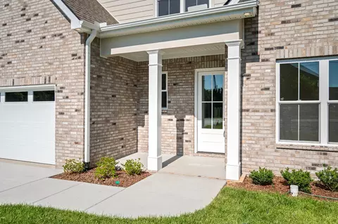 Exterior - 524 Gresham Ln, Murfreesboro, TN 37129 photo 4 of 8