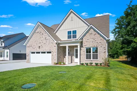 Exterior - 524 Gresham Ln, Murfreesboro, TN 37129 photo 3 of 8