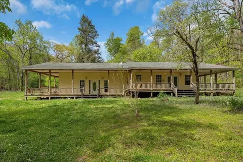 360 Dixon Cove Rd, Sequatchie, TN 37374