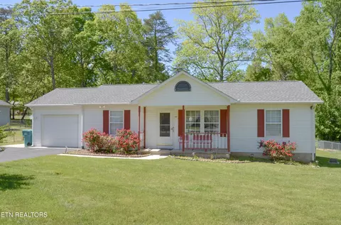 29 Marymont Dr, Crossville, TN 38555
