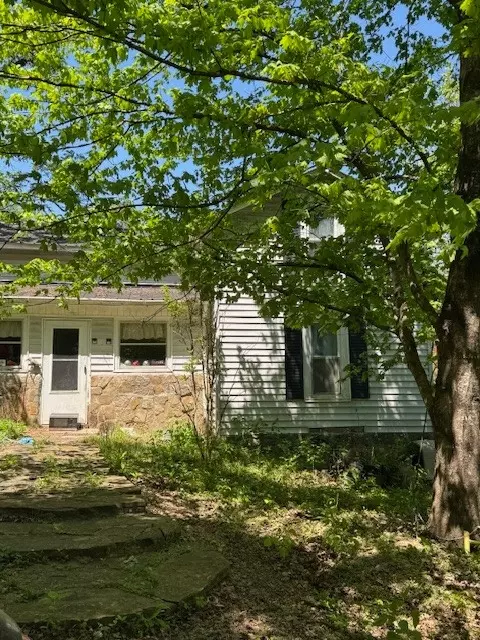 32 Preston Hollow Ln, Hickman, TN 38567