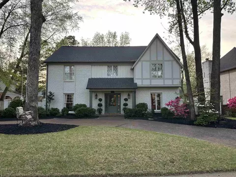 2245 Lansingwood Dr, Germantown, TN 38139
