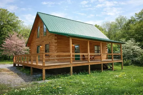 375 County Road 401, Madisonville, TN 37354