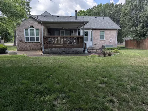 1401 Joe Pyron Dr, Madison, TN 37115