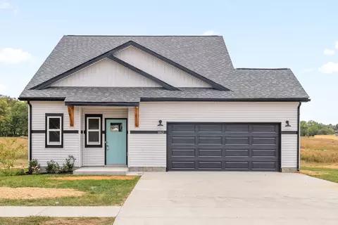 2725 Brewster Dr, Clarksville, TN 37042