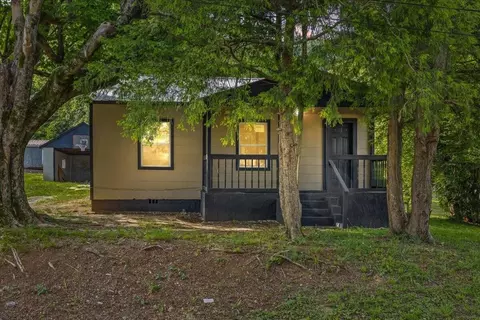 307 W Farrell St, Niota, TN 37826