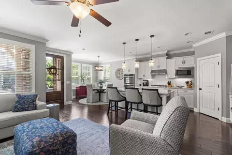 139 Benjamin Ln, Hendersonville, TN 37075