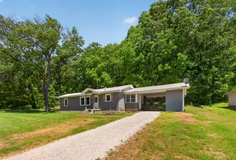 4854 Dry Fork Rd, Hampshire, TN 38461