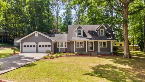 2081 NW Valley Hills Ln NW, Cleveland, TN 37311