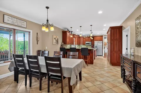 Dining - 933 John Henry Lewis Rd, Dunlap, TN 37327 photo 3 of 3
