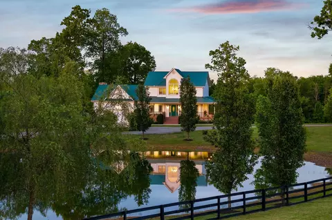 Exterior - 933 John Henry Lewis Rd, Dunlap, TN 37327 photo 16 of 40