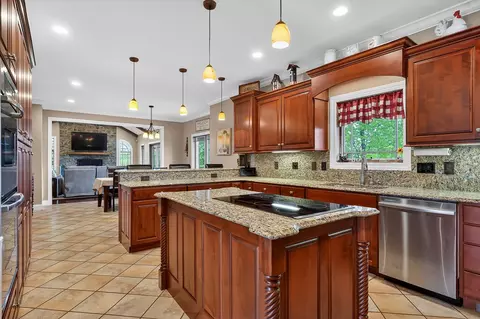 Kitchen - 933 John Henry Lewis Rd, Dunlap, TN 37327 photo 1 of 4