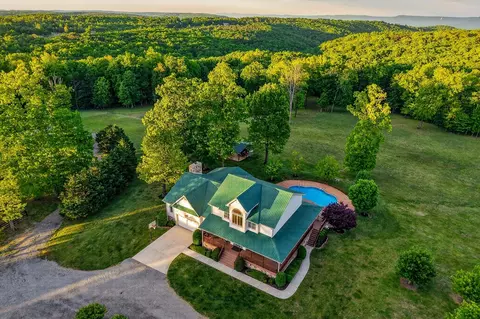 Exterior - 933 John Henry Lewis Rd, Dunlap, TN 37327 photo 34 of 40