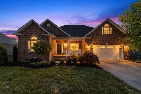 103 Daffodil Dr, Tullahoma, TN 37388