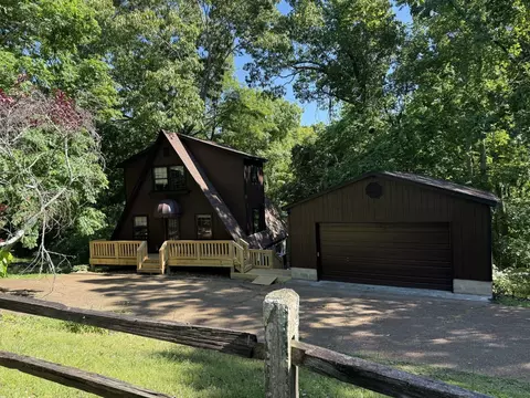 1081 Savely Rd, Pegram, TN 37143