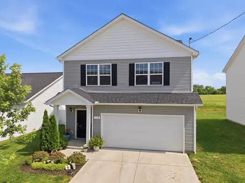 119 Triple Crown Ct, Shelbyville, TN 37160