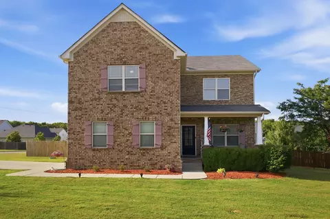 1026 Pinnacle Hills Dr, Murfreesboro, TN 37128