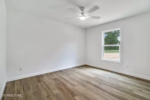 817 Hack Beaty Rd, Grimsley, TN 38565 photo 18