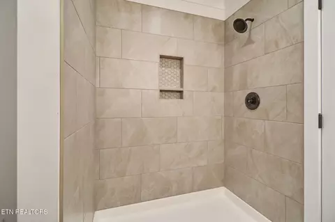 817 Hack Beaty Rd, Grimsley, TN 38565 photo 14