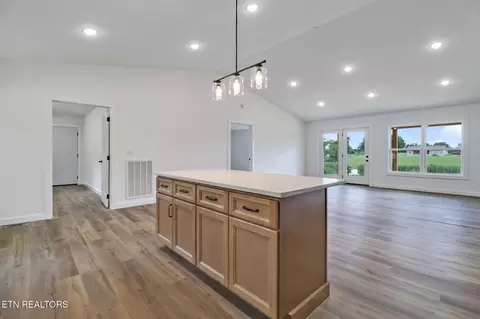 817 Hack Beaty Rd, Grimsley, TN 38565 photo 9
