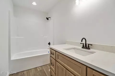817 Hack Beaty Rd, Grimsley, TN 38565 photo 17