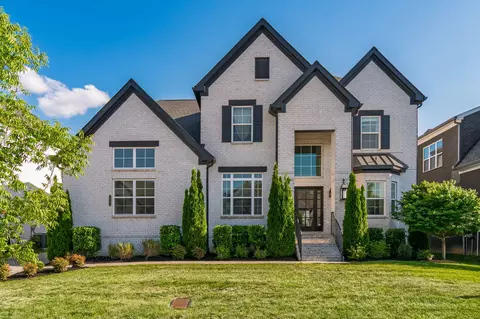 2045 Bocage Cir, Nolensville, TN 37135