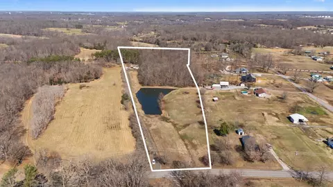 1231 Abiff Rd, Bon Aqua, TN 37025