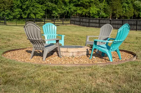 Exterior - 494 Rogues Fork Rd, Bethpage, TN 37022 photo 10 of 12