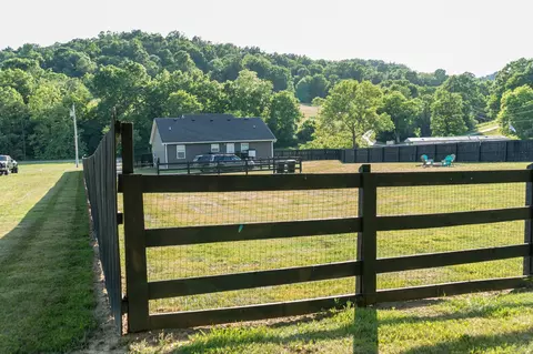 Exterior - 494 Rogues Fork Rd, Bethpage, TN 37022 photo 9 of 12