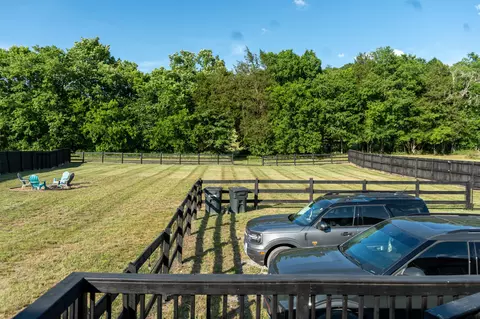 Exterior - 494 Rogues Fork Rd, Bethpage, TN 37022 photo 11 of 12