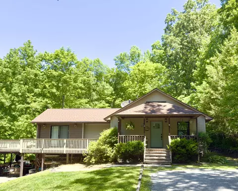 1844 Hogue Rd, Clarksville, TN 37040