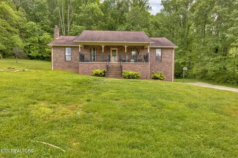 243 Bunch Ln, Clinton, TN 37716