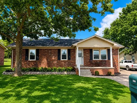 117 Elaine Ct, Elkton, KY 42220