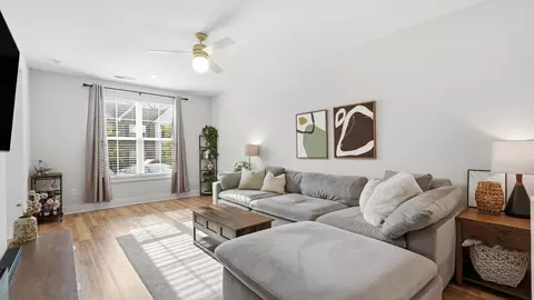 730 Old Hickory Blvd #202, Nashville, TN 37209