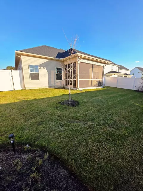 Exterior - 304 Ruby Cate Way, Murfreesboro, TN 37128 photo 9 of 11