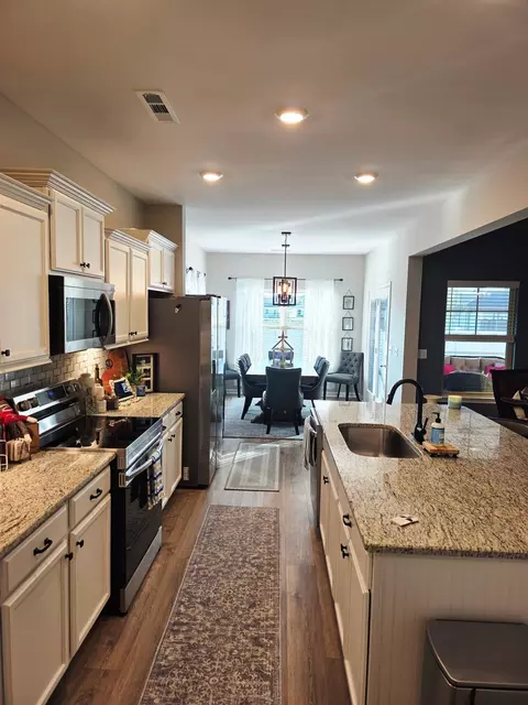 Kitchen - 304 Ruby Cate Way, Murfreesboro, TN 37128 photo 4 of 4